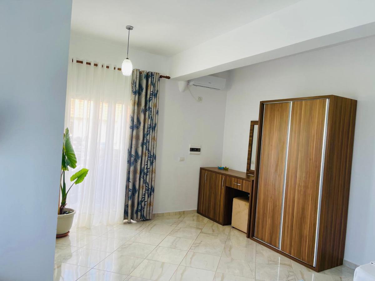 Kred Hotel